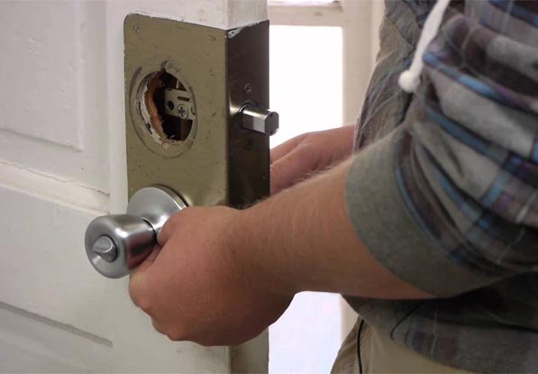 Locksmith Gardena (323) 244-2503